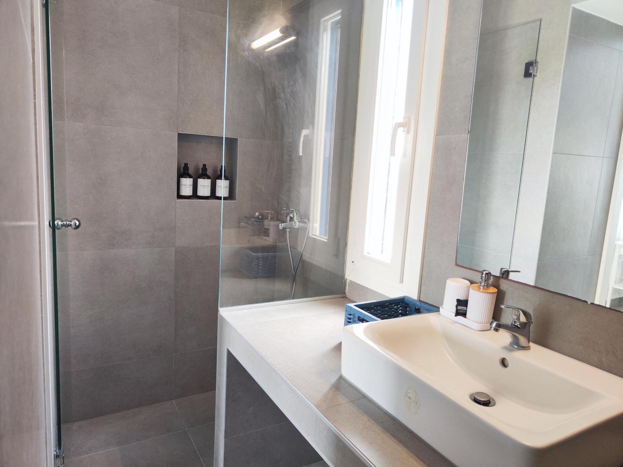 Amfitriti'S Apartment Naxos City ภายนอก รูปภาพ