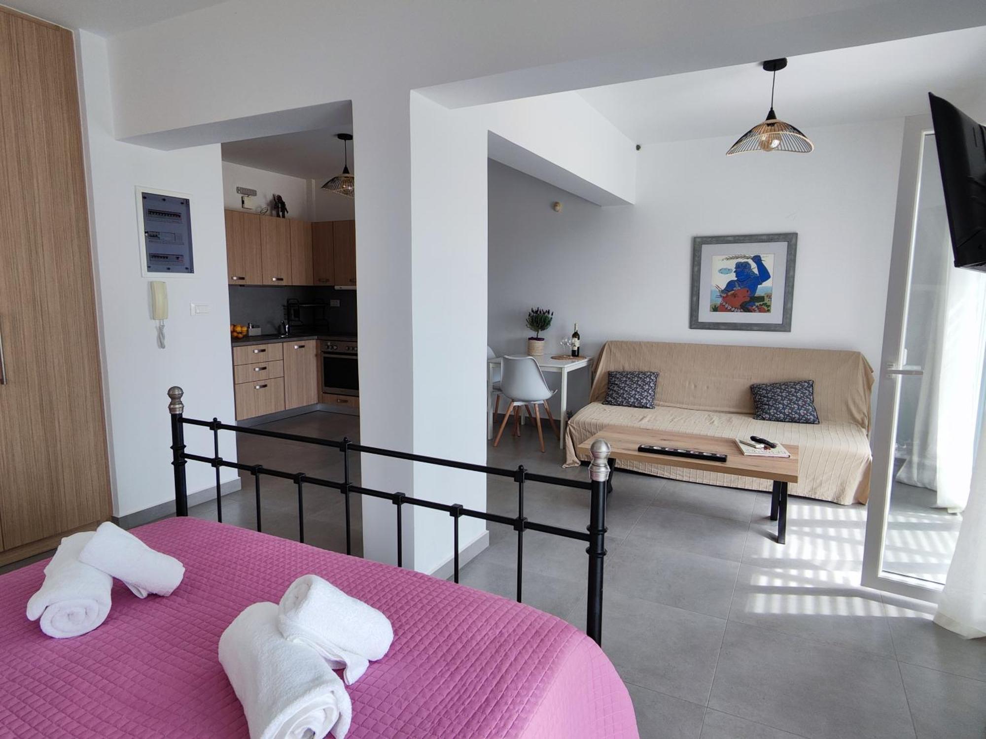 Amfitriti'S Apartment Naxos City ภายนอก รูปภาพ